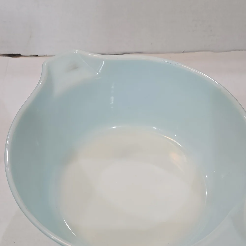 Pyrex Amish Butterprint Nesting Multi Use Bowls. 2 Pc. EUC - Picture 5 of 7